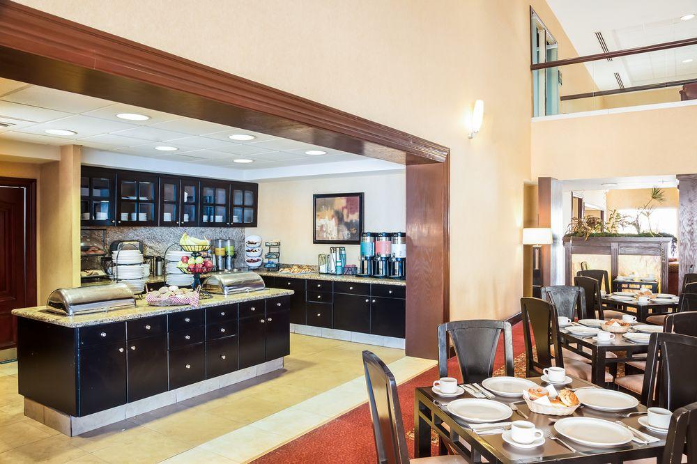 Hotel Wyndham Garden Torreon Tecnologico Extérieur photo