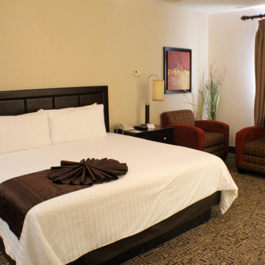Hotel Wyndham Garden Torreon Tecnologico Extérieur photo