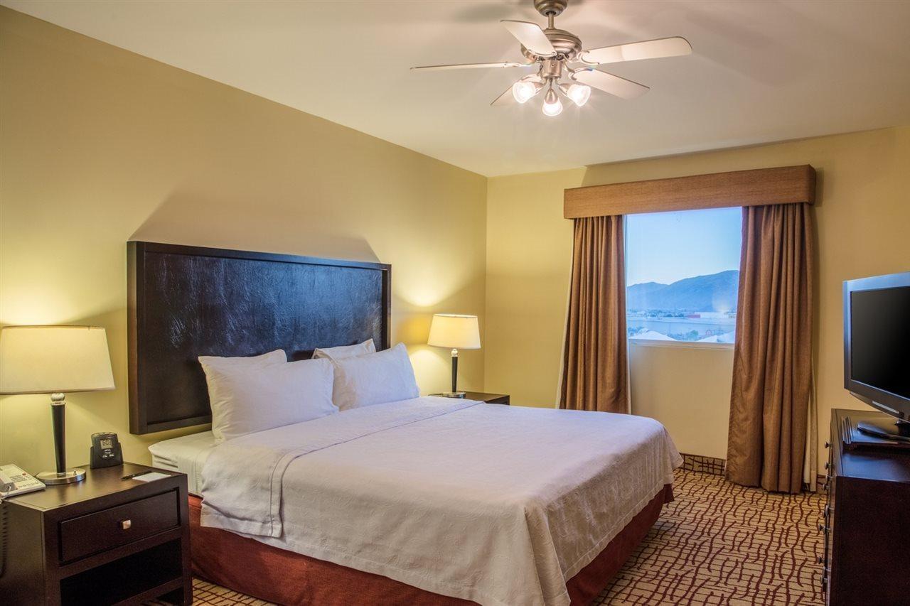 Hotel Wyndham Garden Torreon Tecnologico Extérieur photo