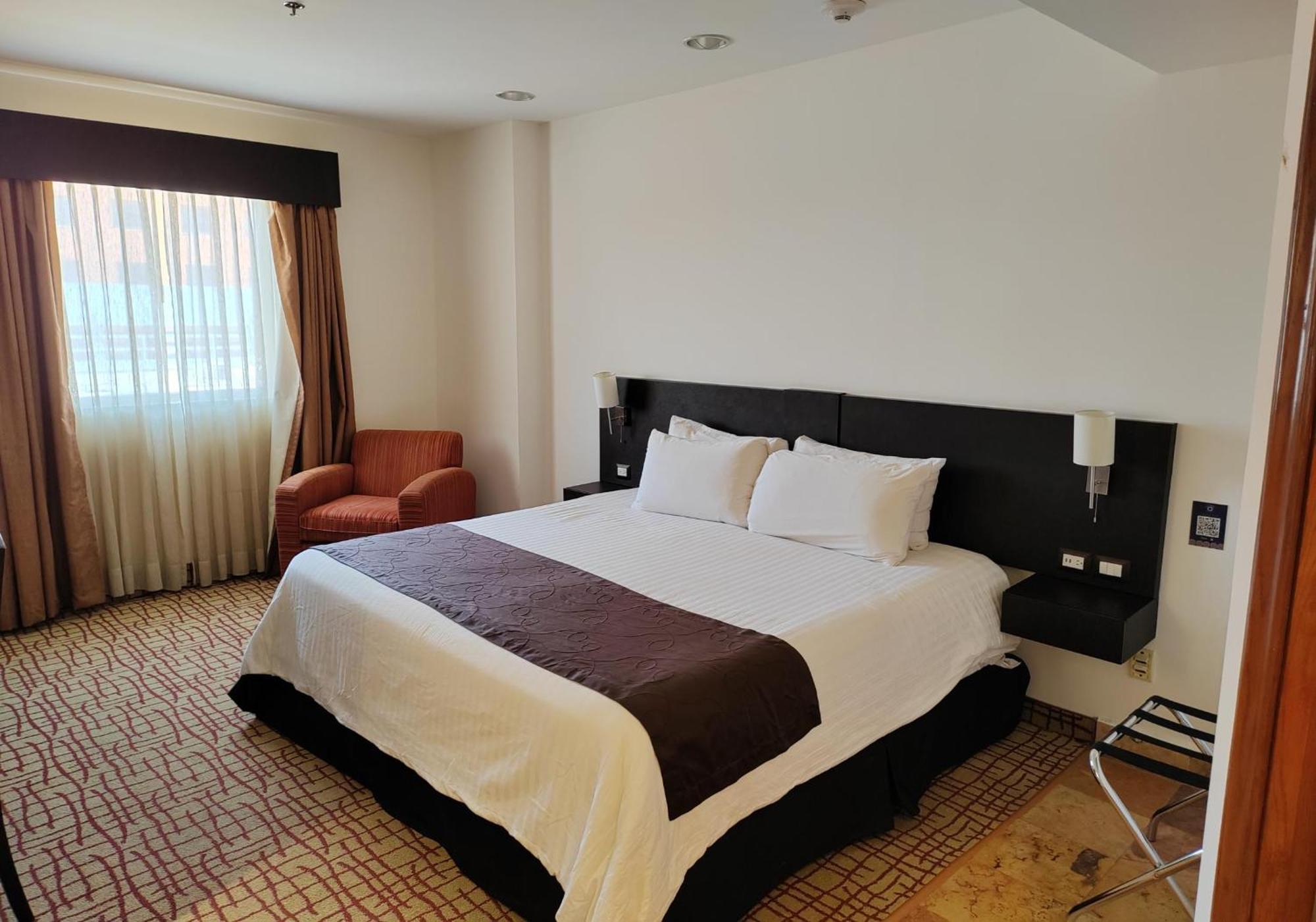 Hotel Wyndham Garden Torreon Tecnologico Extérieur photo