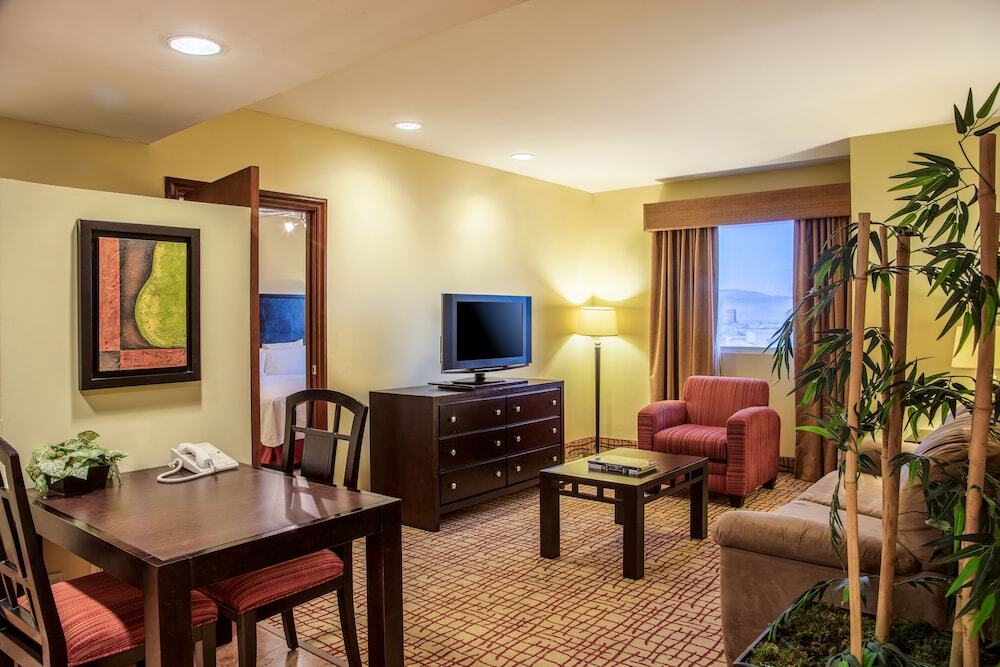 Hotel Wyndham Garden Torreon Tecnologico Extérieur photo